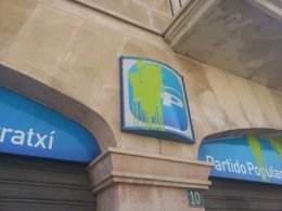Actos vandálicos en la sede del PP en Marratxí