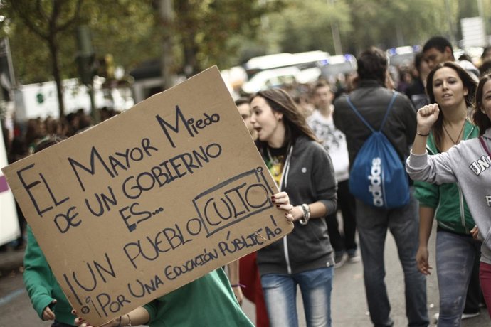 Manifestación de los estudiantes en contra de la Ley Wert