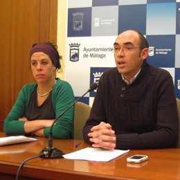 Los concejales de IU Ana García Sempere y Eduardo Zorrilla
