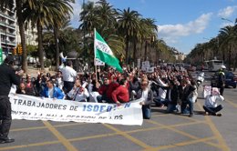 Trabajadores de Isofotón protestan en el centro de Málaga