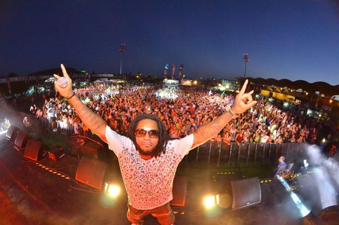 Uno de los participantes en el festival