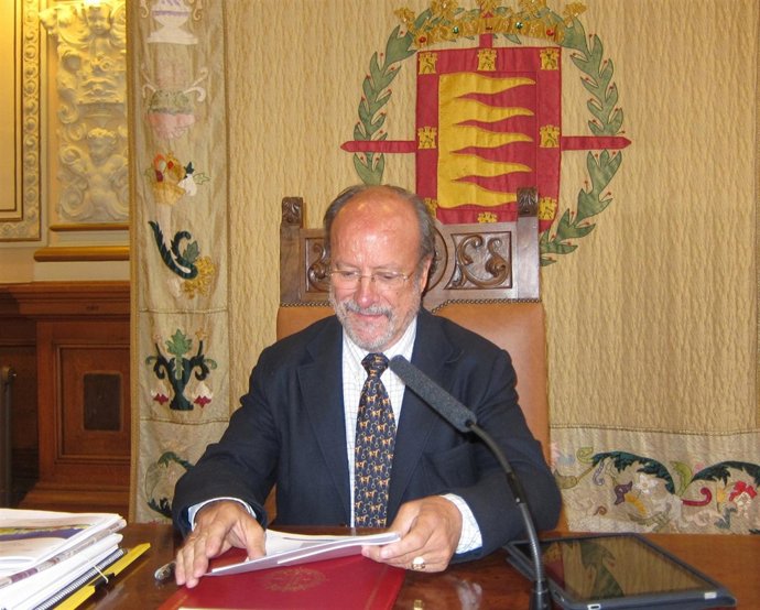 El alcalde de Valladolid, Francisco Javier León de la Riva 