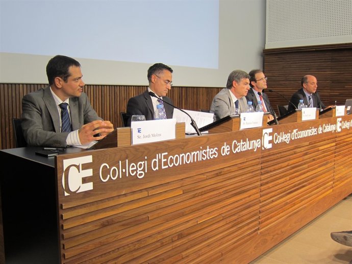 En el centro, R.Tremosa, J.B.Casas y J.Gual