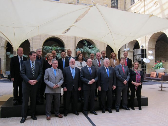 Cañete, en una reunión con la Comisión de Agricultura de Parlamento Europeo