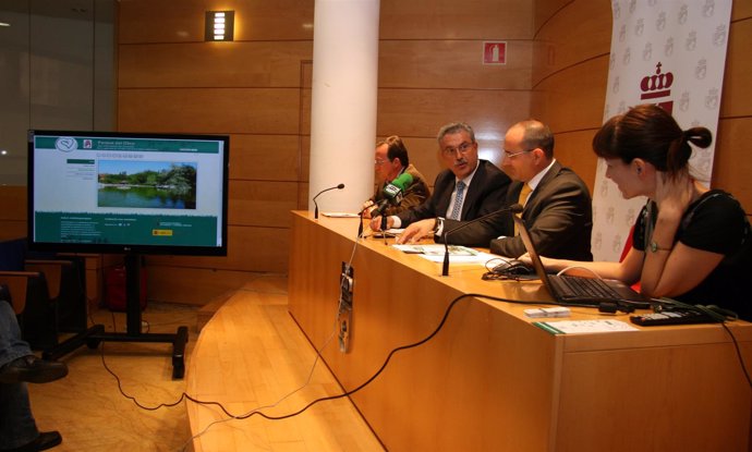 El alcalde de Coslada, Raúl López, en la presentación de las visitas virtuales