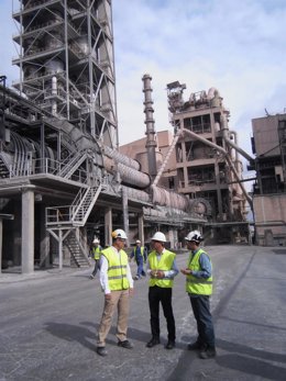 Antonio Cejalve con responsables de Cemex 