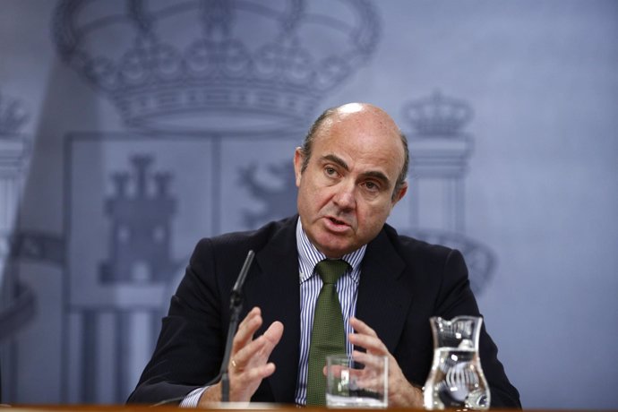 Ministro de Economía, Luis de Guindos, en el Consejo de Ministros