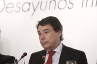 González dice que el Gobierno no le ha mostrado malestar y que se debe a los madrileños