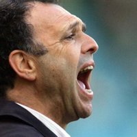 Caparrós: "Si queremos ganar al Betis tendremos que estar a un nivel muy alto"