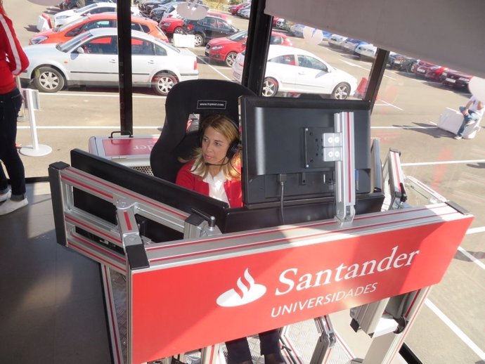 Simulador 'MotorHome' Santander Universidades en CEU San Pablo