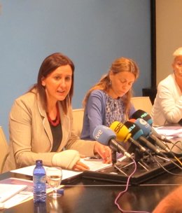 La consellera María José Català en rueda de prensa