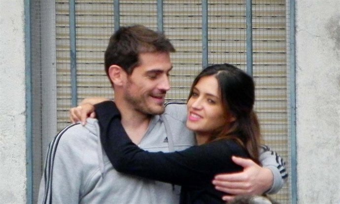 Sara e Iker se encomiendan a la virgen de Navalacruz
