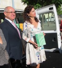 Montero: El Presupuesto "no lleva ni trae aumento de impuestos"