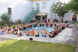 Encuentro de natación de personas mayores en Málaga