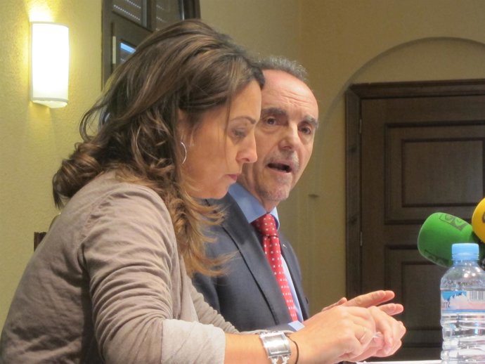 Ambrosio y Rodríguez en la rueda de prensa