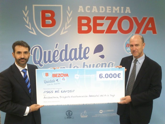 Bezoya dona 6.000 euros a la ONG Acciónatura