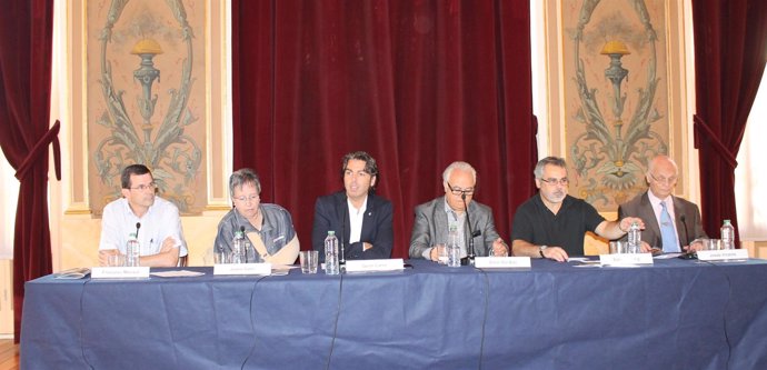 El Ayuntamiento de Sabadell aprueba un plan contra la crisis para 260 personas