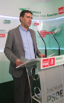 Mario Jiménez, hoy ante los medios