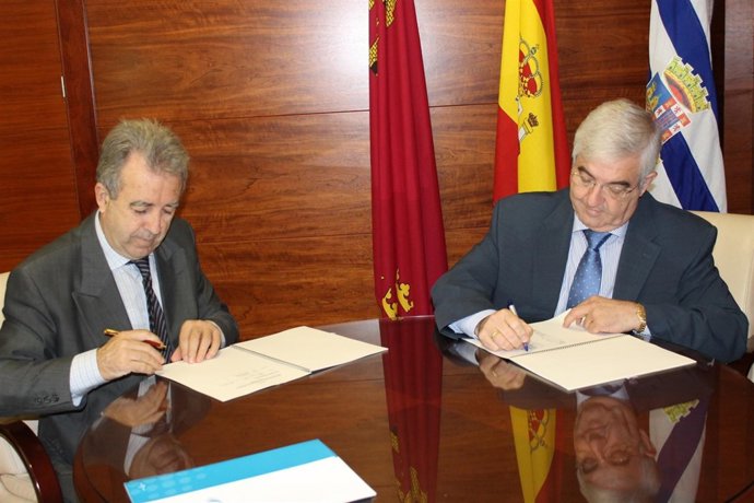 Antonio Cerdá, y el alcalde de Jumilla, Enrique Jiménez