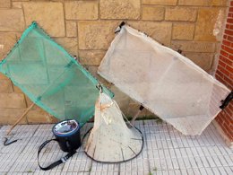 Utiles confiscados para la pesca de angula. 