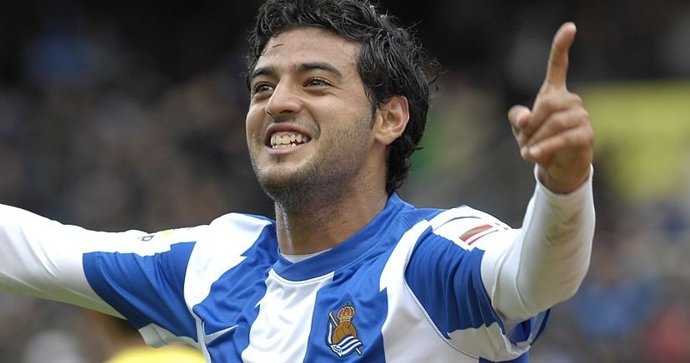 El Jugador De La Real Sociedad Carlos Vela