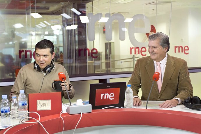 El secretario de Estado para la UE, Íñigo Méndez de Vig, entrevistado en RNE