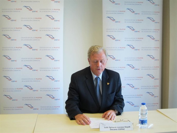 Colegio Oficial De Pilotos De La Aviación Comercial (Copac)