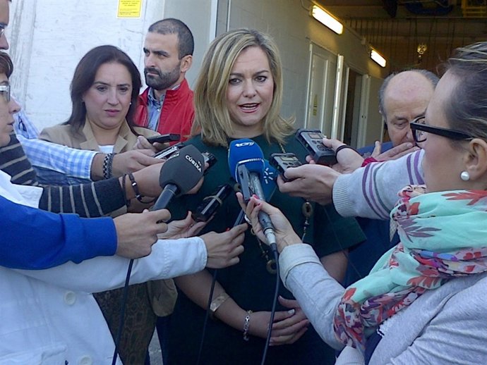 La consejera de Medio Ambiente y Ordenación del Territorio, María Jesús Serrano,