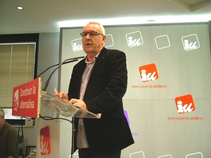 El coordinador federal de IU, Cayo Lara