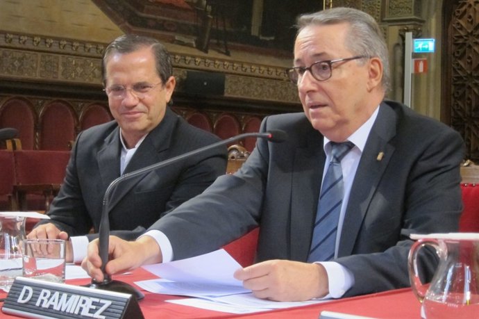 R.Patiño, ministro de exteriores de Ecuador, y D.Ramírez (UB)