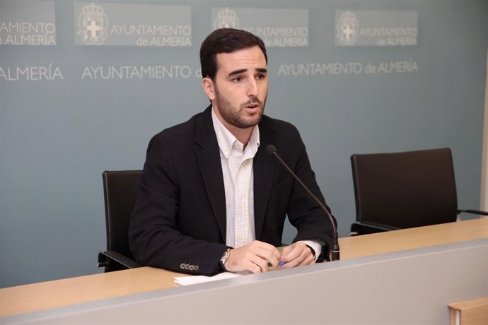 Carlos Sánchez, en rueda de prensa