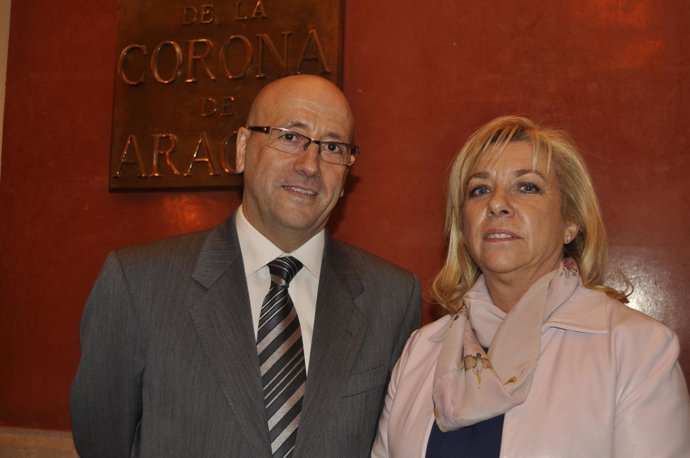 La consejera de Educación y el director general de Deporte.