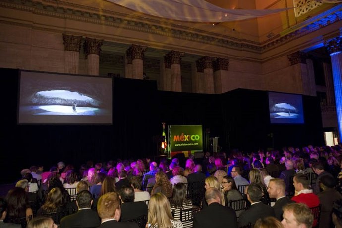 México firma una campaña de promoción turística en Canadá