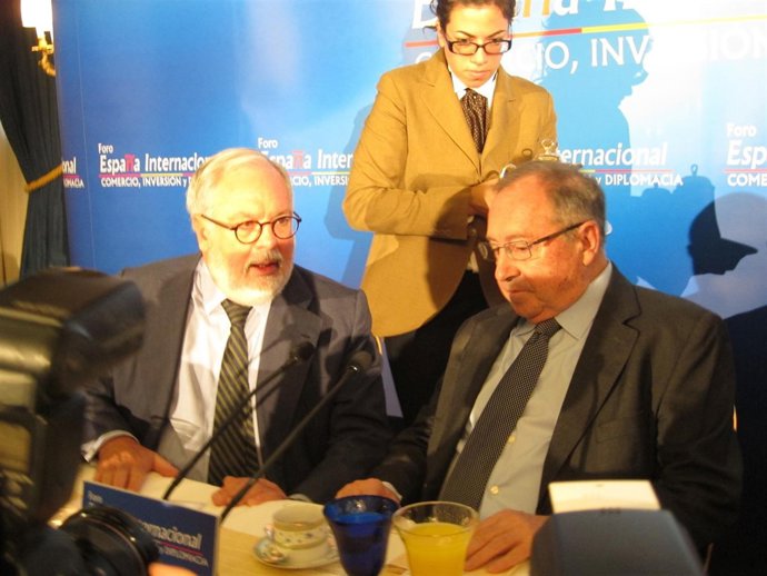 El presidente de Freixenet, José Luis Bonet, y Cañete
