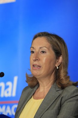 Ministra de Fomento, Ana Pastor