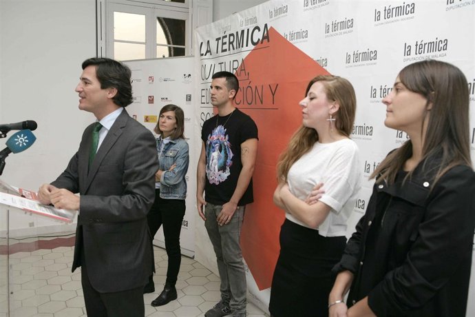 Bernal presenta la La térmica Fashion Week