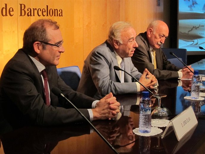 J.Òliva (Generalitat), J.Hortalà (Bolsa de Barcelona) y F.De Oña (AIAF)