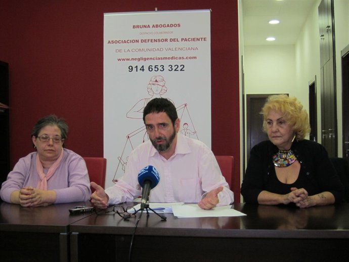 Rueda de prensa de El defendor del Paciente