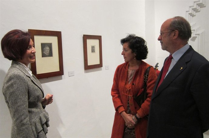 De la Riva, Cantalapiedra y Perales en la presentación de la expo de Rembrandt