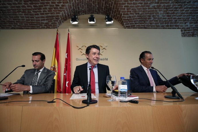 Ignacio González, Salvador Victoria y Enrique Ossorio