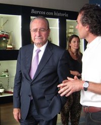 De la Torre propone sustituir el tranvía por autobuses para llegar al Hospital Civil