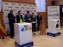 Firma del convenio del Plan Renove este jueves en la sede del Gobierno de Aragón