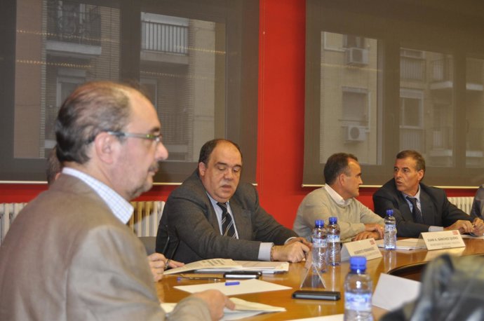 El secretario general del PSOE-Aragón, Javier Lambán, en el Consejo Territorial.