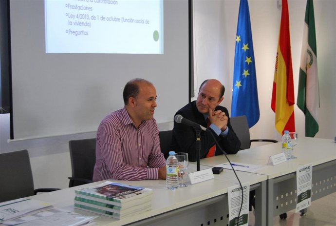 Enrique Pérez de ATA y el alcalde de Montilla