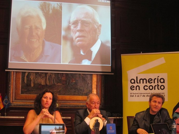Presentación de los homenajeados de 'Almería en Corto'