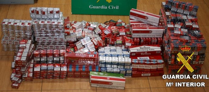 Cajetillas de tabaco incautadas por la Guardia Civil en Guarromán.