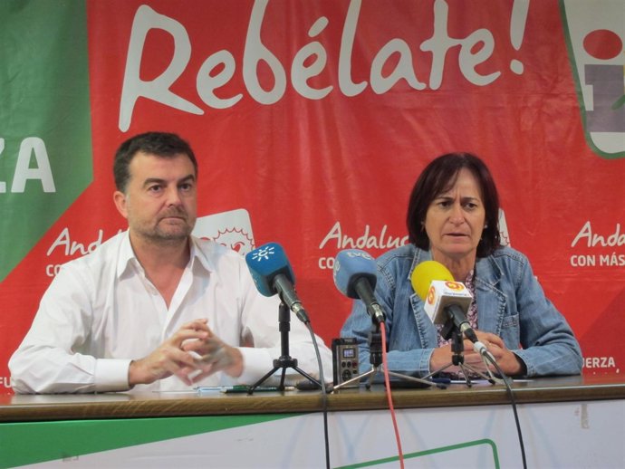 Antonio Maillo y Rosalía Martín, en rueda de prensa