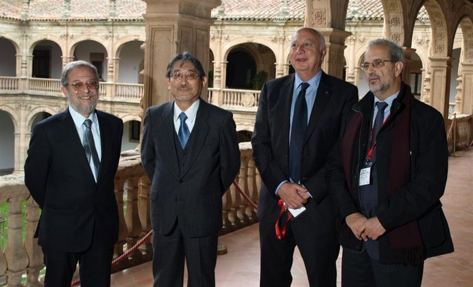 Participantes en el Encuentro de rectores de universidades españolas y japonesas