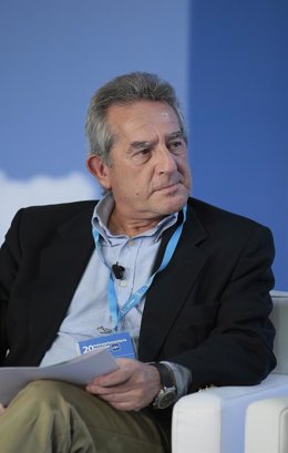 Antonio Fernández, Gobierno de Extremadura