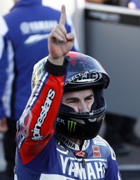 Lorenzo: "Hay que intentar ganar la carrera como sea"